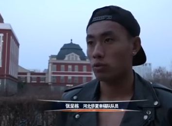 因此我觉得，如果我拍这方面的事，我可以避免这一点。